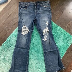 American Eagle Outfitters Relaxed Fit Distressed Blue Jeans HIRISE SLIM FLARE